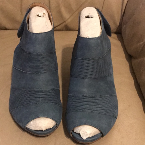 Earthies manza Moroccan blue shoe - Picture 2 of 12